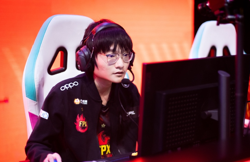 2021 LPL春季赛总决赛战队确定:FPX与RNG巅峰之战即将开启