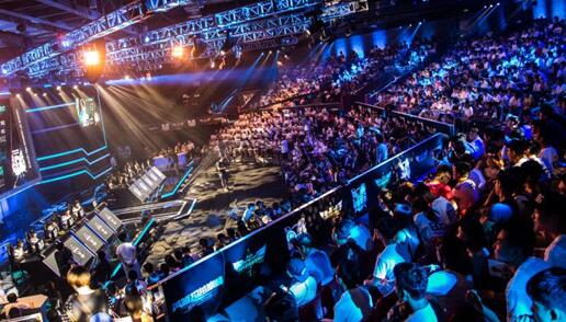 强力外援买不起 位置缺人就硬抢