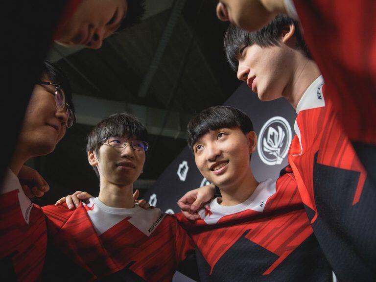 WE要小心这个欧洲上单，他已进王者一百名，比尔森都还卡在钻三！