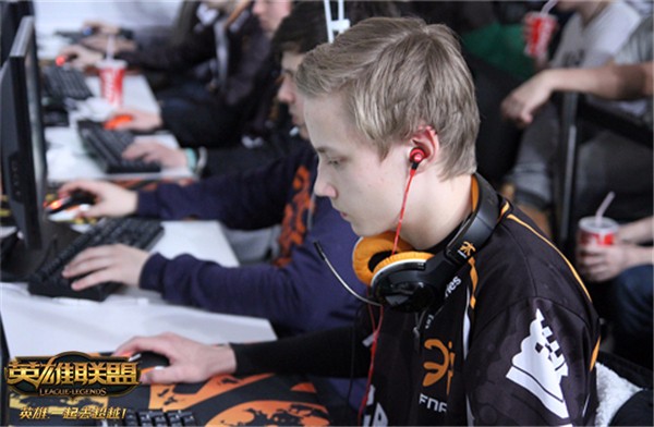 欧成的S8之旅：六场希维尔仅阵亡一次