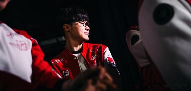 带领SKT再度起航 Faker续约背后的责任