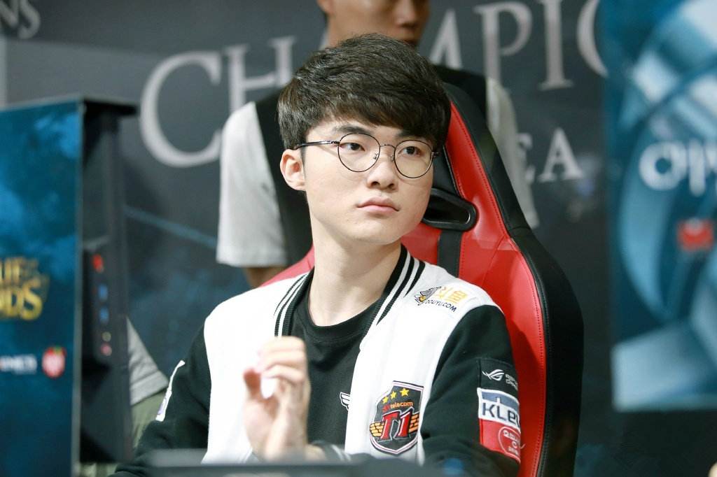 Faker直播“杀人诛心” 闪现放D的玩家段位不过白银