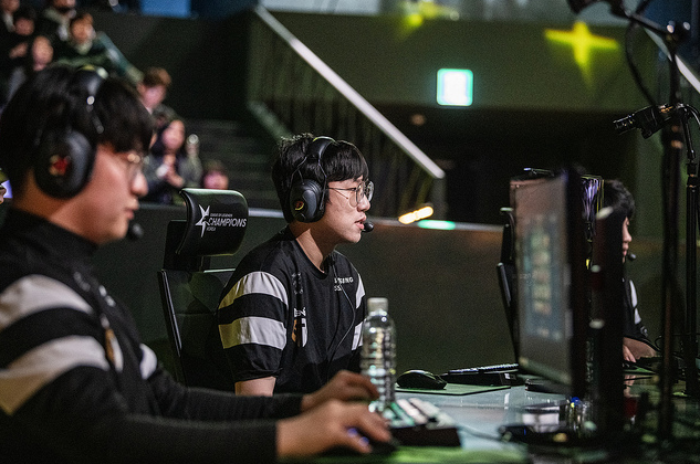 GRF连胜终结 本赛季全球再无全胜战队