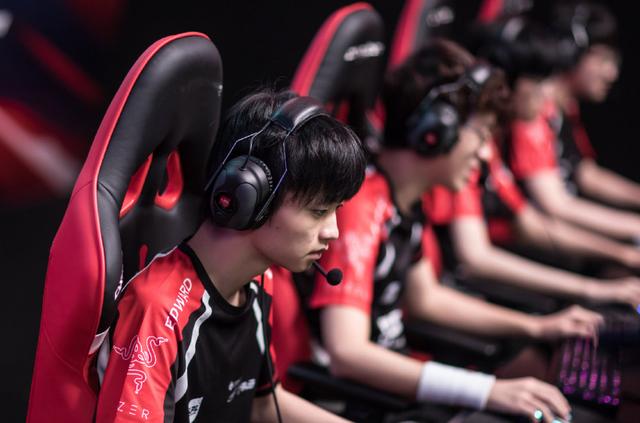 BLG的崛起之路：论运营的正确打开方式