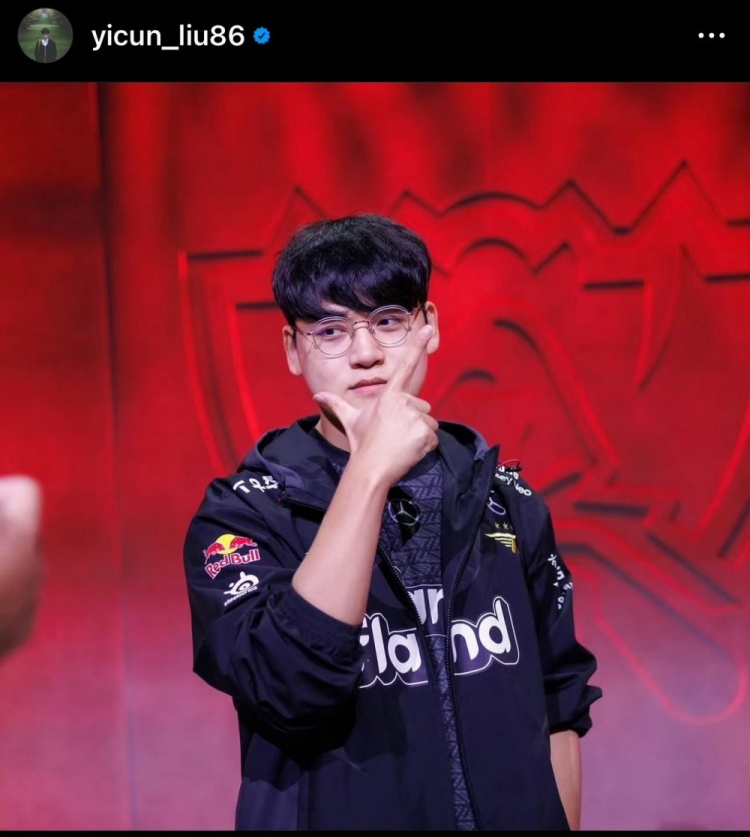 摄影师一村晒Gumayusi世界赛返图：意气风发