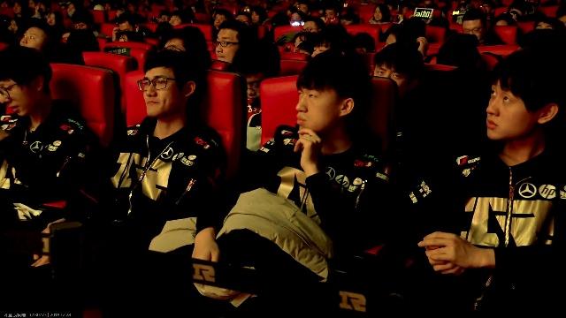 RNG周年庆典姿态宣布退役！LPL003号选手断开连接