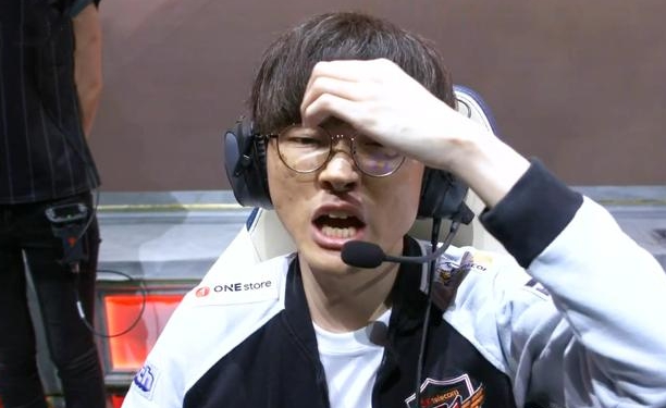 Mlxg复盘半决赛评价Faker：他真的老了