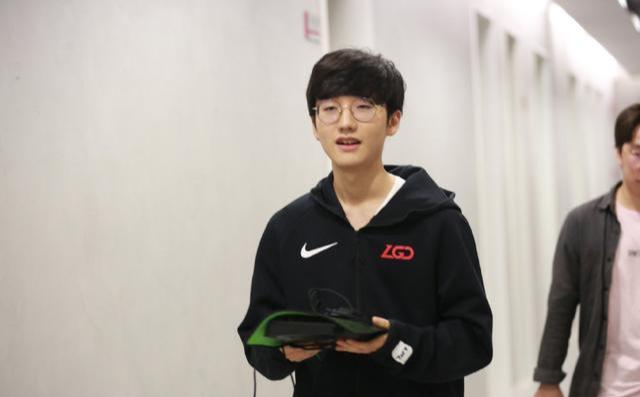 Peanut:其实LPL和LCS都不太想去 感受到LPL的诚意才加盟