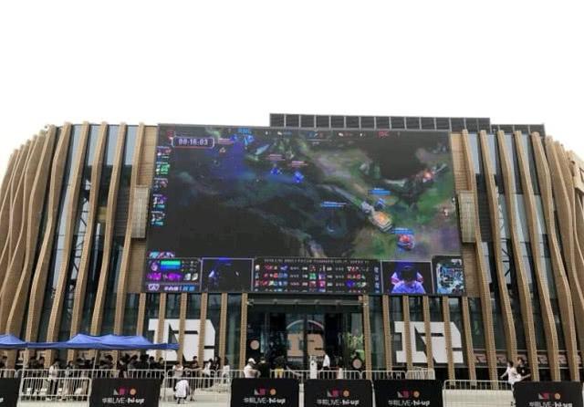 RNG北京主场没了!LPL春季赛RNG将前往公用比赛场地比赛
