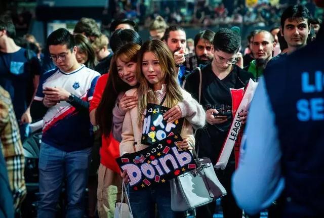 Doinb谈自身收入:如果我没结婚没女朋友,我会直接买辆兰博基尼